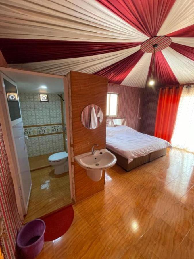 ワディ ・ラム Calm Camp Bed & Breakfast エクステリア 写真
