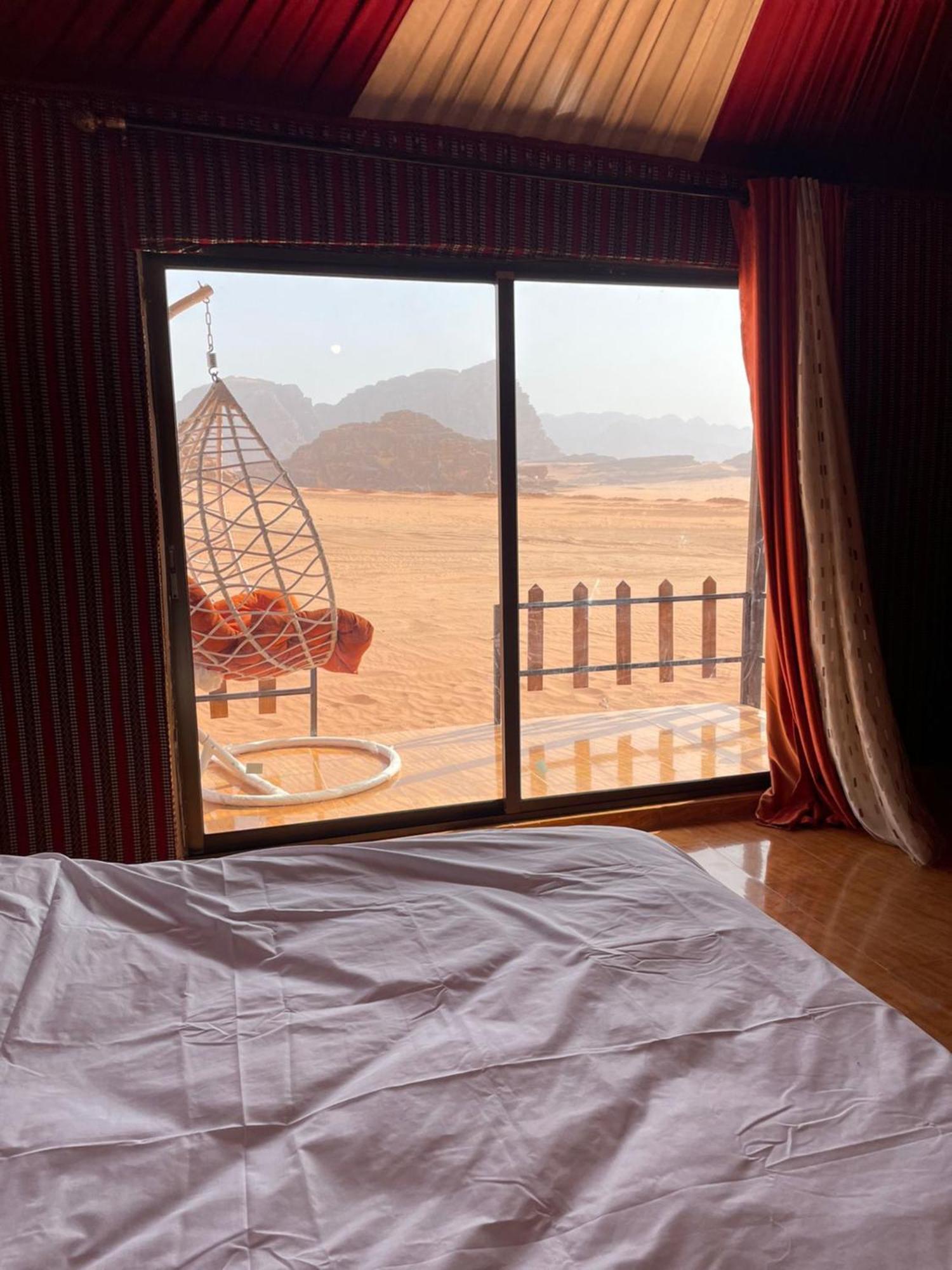 ワディ ・ラム Calm Camp Bed & Breakfast エクステリア 写真