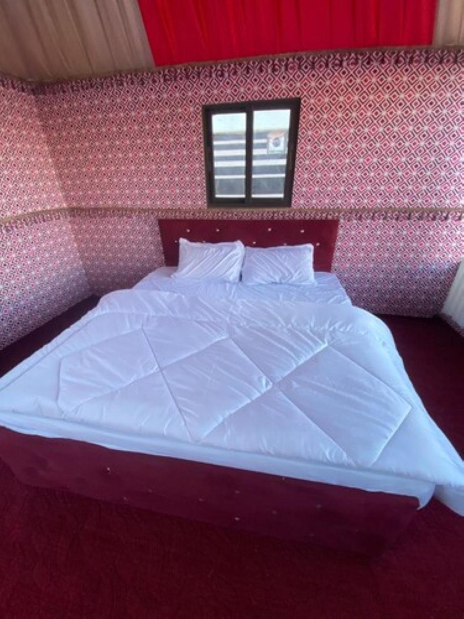 ワディ ・ラム Calm Camp Bed & Breakfast エクステリア 写真